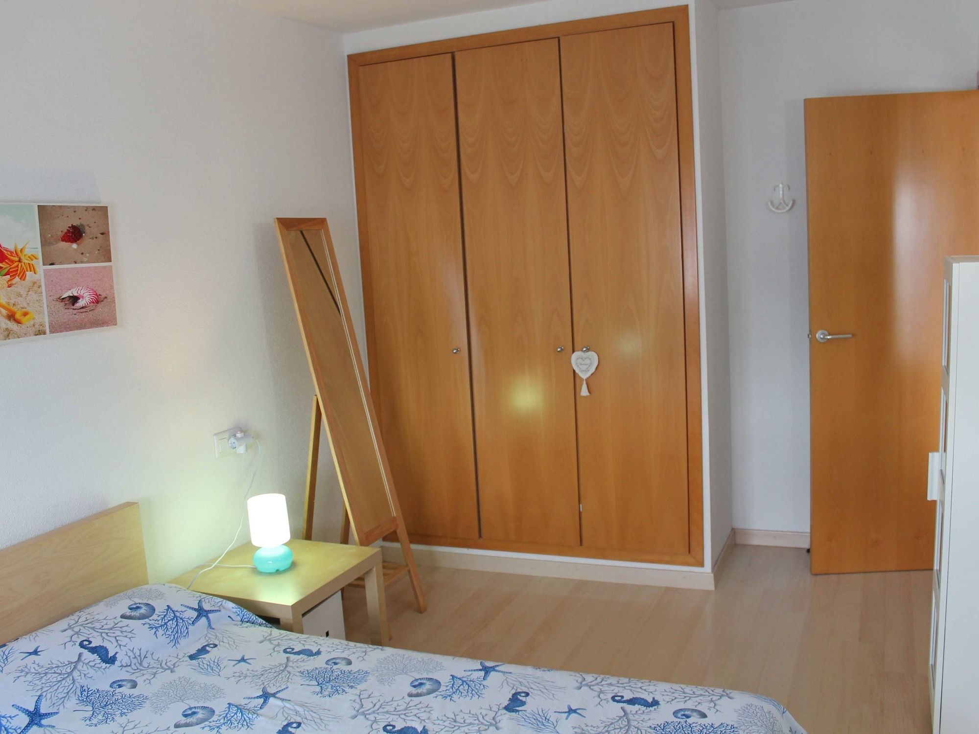 Port Canigo Apartments روساس المظهر الخارجي الصورة